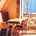 Kanjon 987 Hotel