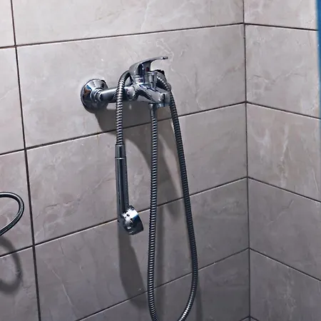 Kanjon 987 Hotell Velenici